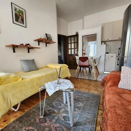 Area Apartmán Tirana